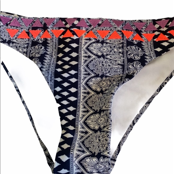 ✨2/$12✨Roxy Bikini Size S - Picture 5 of 7